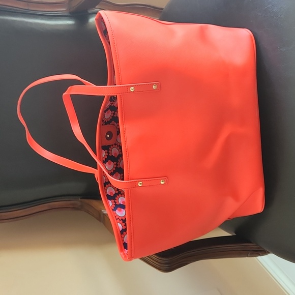 NWOT ❗️ Trina Turk red and blue large shoulder tote with matching pocketbook - Picture 8 of 17